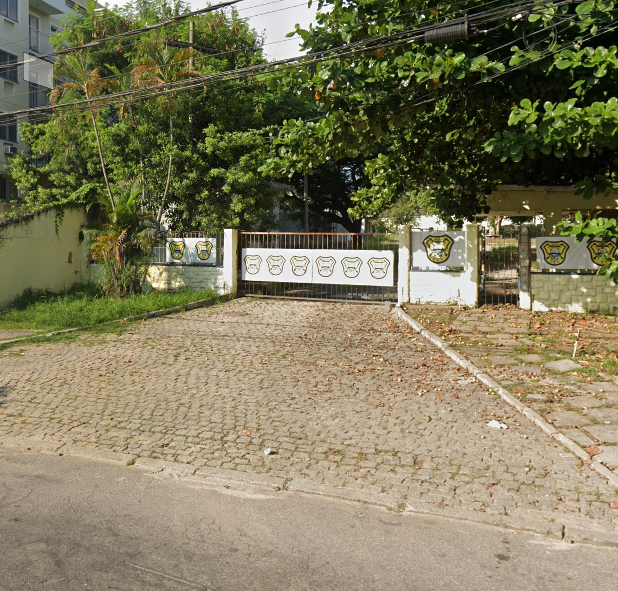 Arena B13